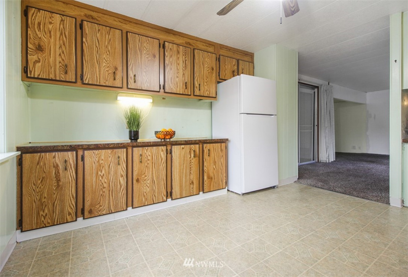 5819 78th, Puyallup, Washington 98371, 2 Bedrooms Bedrooms, ,1 BathroomBathrooms,Manufactured In Park,For Sale,78th,NWM1856714