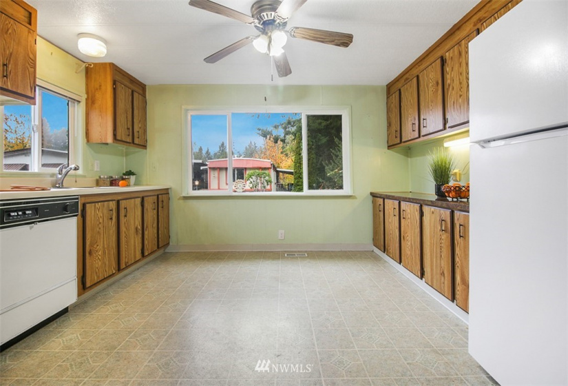 5819 78th, Puyallup, Washington 98371, 2 Bedrooms Bedrooms, ,1 BathroomBathrooms,Manufactured In Park,For Sale,78th,NWM1856714