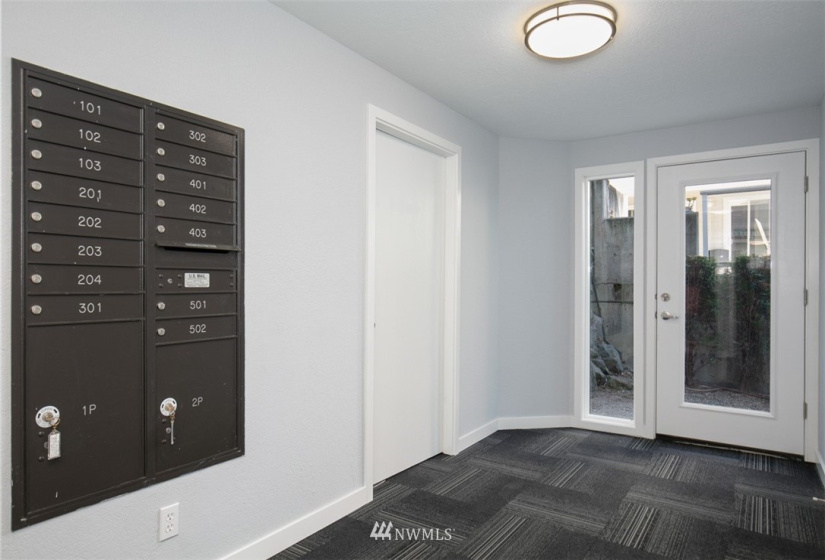 1713 Dexter, Seattle, Washington 98109, ,Residential Income,For Sale,Dexter,NWM1861629