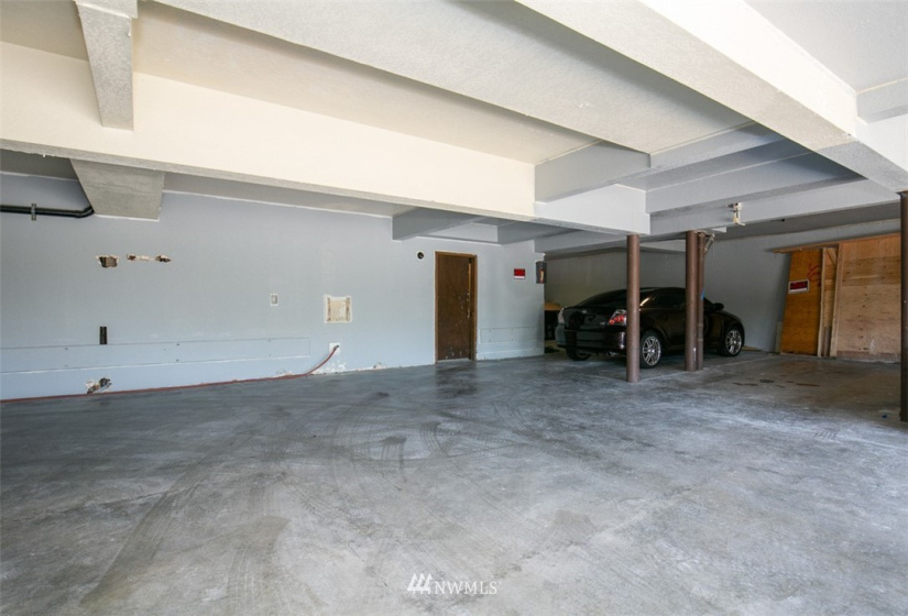 1713 Dexter, Seattle, Washington 98109, ,Residential Income,For Sale,Dexter,NWM1861629