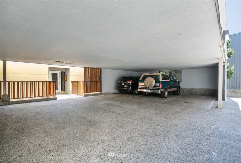 1713 Dexter, Seattle, Washington 98109, ,Residential Income,For Sale,Dexter,NWM1861629