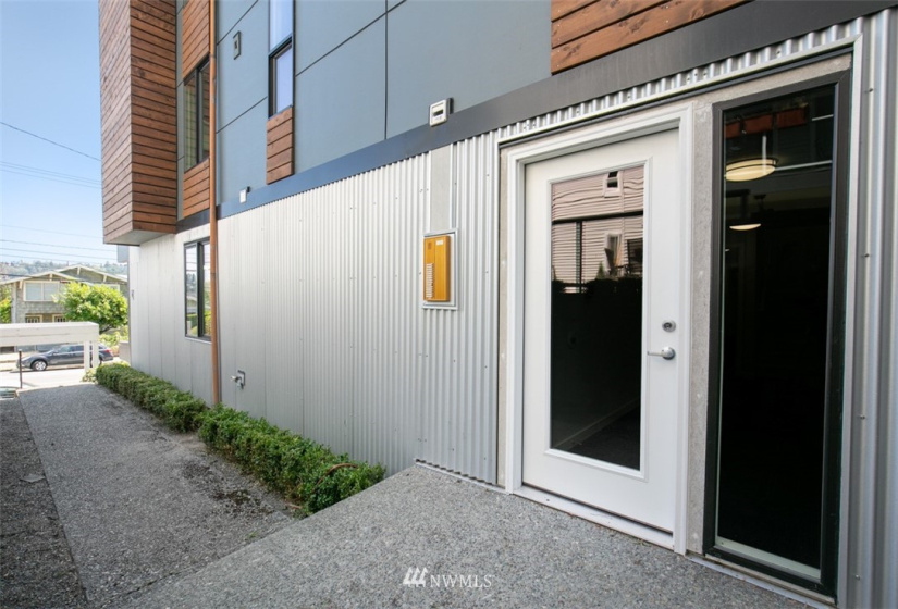 1713 Dexter, Seattle, Washington 98109, ,Residential Income,For Sale,Dexter,NWM1861629
