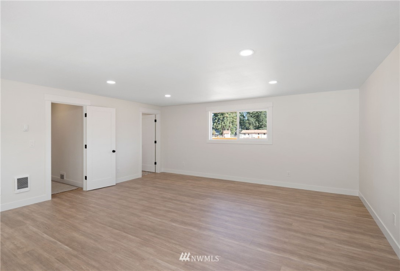 22721 46th, Spanaway, Washington 98387, 3 Bedrooms Bedrooms, ,1 BathroomBathrooms,Residential,For Sale,46th,NWM1861720