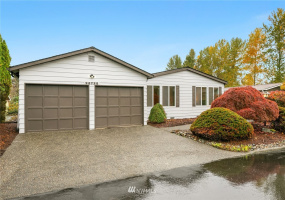 23728 Vista View, Bothell, Washington 98021, 3 Bedrooms Bedrooms, ,1 BathroomBathrooms,Manufactured In Park,For Sale,Vista View,NWM1861463