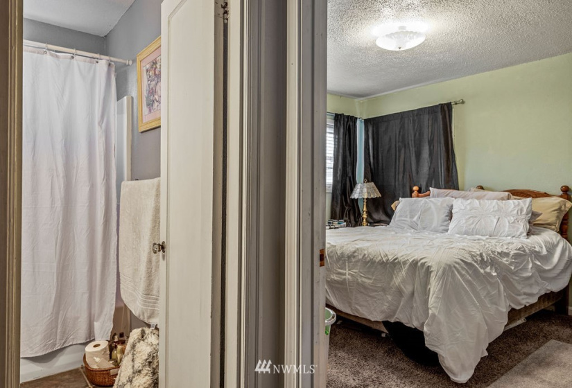104 Fisher, Kelso, Washington 98626, 2 Bedrooms Bedrooms, ,2 BathroomsBathrooms,Residential,For Sale,Fisher,NWM1861439