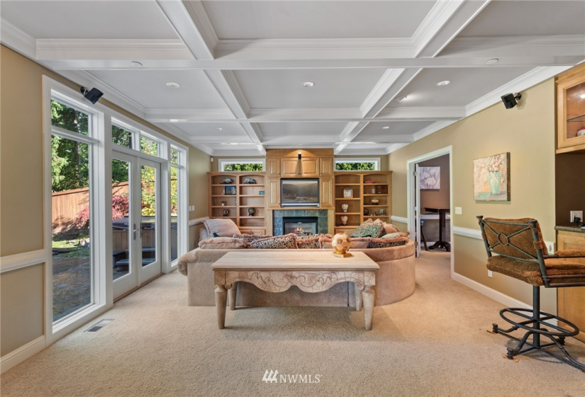 9410 24th, Clyde Hill, Washington 98004, 4 Bedrooms Bedrooms, ,2 BathroomsBathrooms,Residential Lease,For Rent,24th,NWM1861388