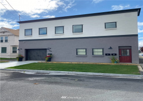 304 Alder St, Kelso, Washington 98626, ,Residential Income,For Sale,Alder St,NWM1858115