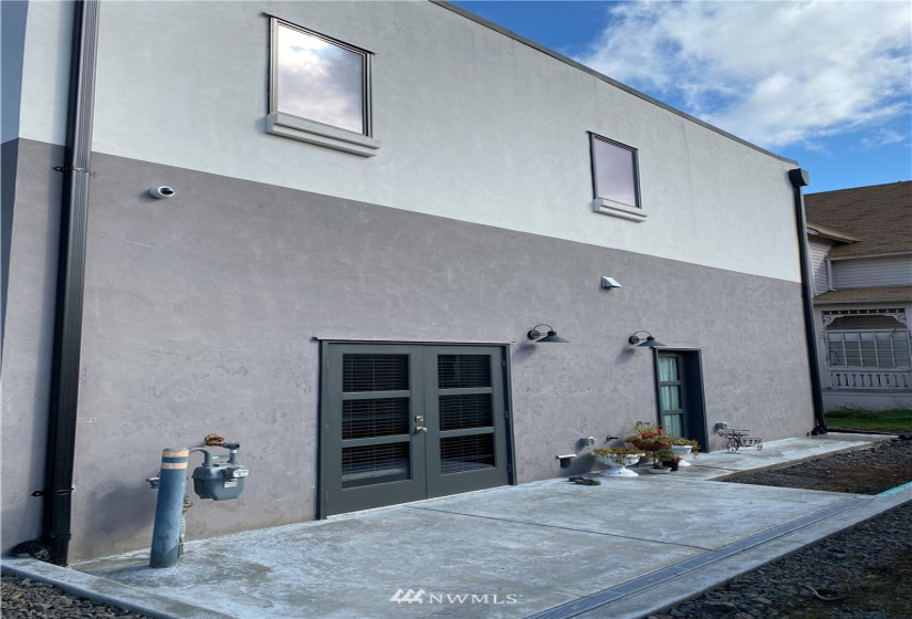 304 Alder St, Kelso, Washington 98626, ,Residential Income,For Sale,Alder St,NWM1858115