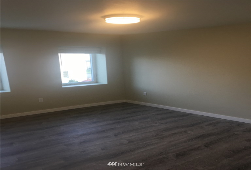 304 Alder St, Kelso, Washington 98626, ,Residential Income,For Sale,Alder St,NWM1858115