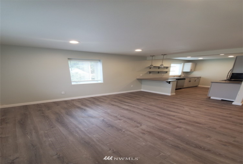 304 Alder St, Kelso, Washington 98626, ,Residential Income,For Sale,Alder St,NWM1858115