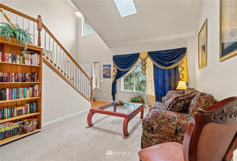 10007 31st, Everett, Washington 98208, 4 Bedrooms Bedrooms, ,2 BathroomsBathrooms,Residential,For Sale,31st,NWM1861757