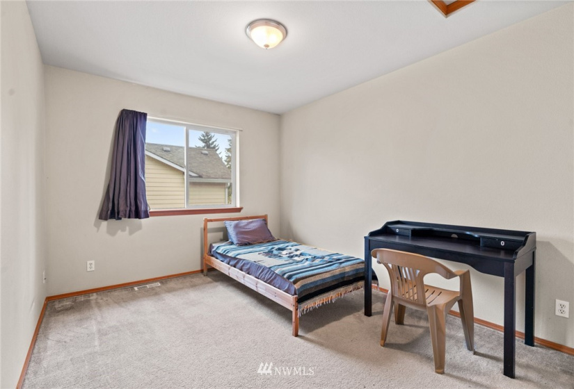 10007 31st, Everett, Washington 98208, 4 Bedrooms Bedrooms, ,2 BathroomsBathrooms,Residential,For Sale,31st,NWM1861757