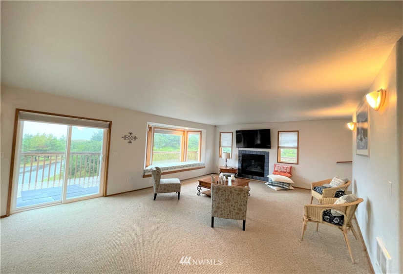 732 Alcade, Ocean Shores, Washington 98569, 3 Bedrooms Bedrooms, ,2 BathroomsBathrooms,Residential,For Sale,11,Alcade,NWM1859436