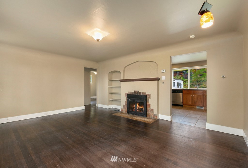 14044 Woodinville-Redmond, Redmond, Washington 98052, 2 Bedrooms Bedrooms, ,1 BathroomBathrooms,Residential,For Sale,Woodinville-Redmond,NWM1860690