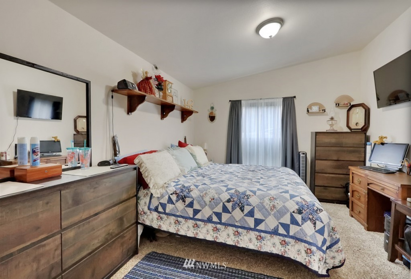 8507 144th, Puyallup, Washington 98372, 2 Bedrooms Bedrooms, ,1 BathroomBathrooms,Manufactured In Park,For Sale,144th,NWM1861888
