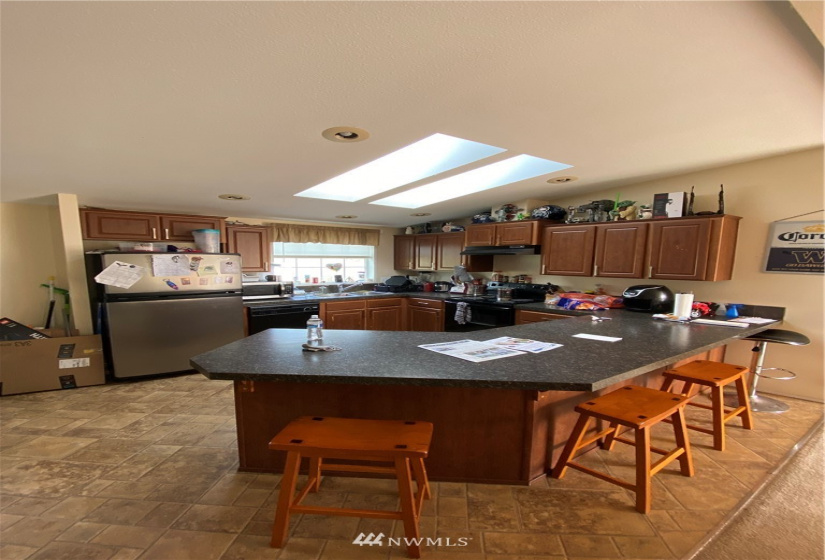 70 Freedom, Shelton, Washington 98584, 3 Bedrooms Bedrooms, ,2 BathroomsBathrooms,Residential,For Sale,Freedom,NWM1860471