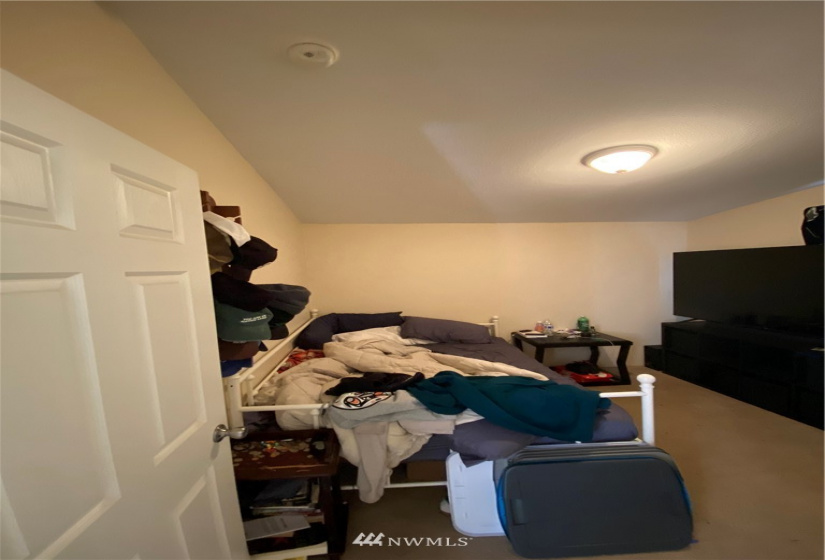 70 Freedom, Shelton, Washington 98584, 3 Bedrooms Bedrooms, ,2 BathroomsBathrooms,Residential,For Sale,Freedom,NWM1860471