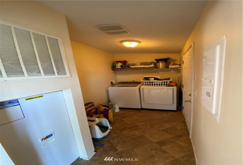 70 Freedom, Shelton, Washington 98584, 3 Bedrooms Bedrooms, ,2 BathroomsBathrooms,Residential,For Sale,Freedom,NWM1860471