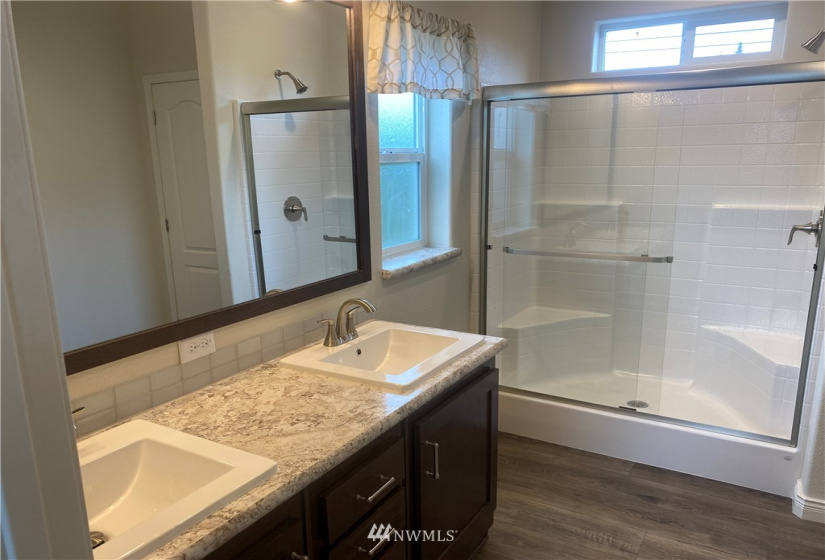 104 194th, Spanaway, Washington 98387, 3 Bedrooms Bedrooms, ,2 BathroomsBathrooms,Manufactured In Park,For Sale,194th,NWM1861139