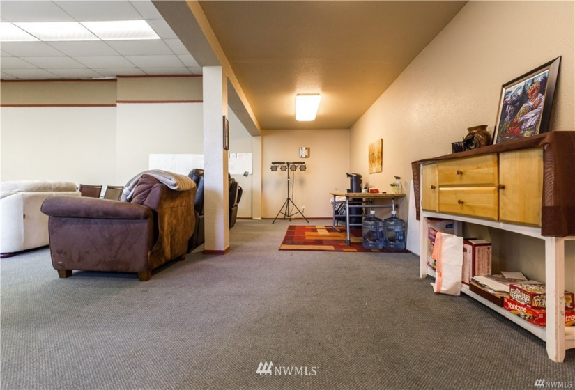 310 Gladstone, Bellingham, Washington 98225, ,Commercial Sale,For Sale,Gladstone,NWM1862084