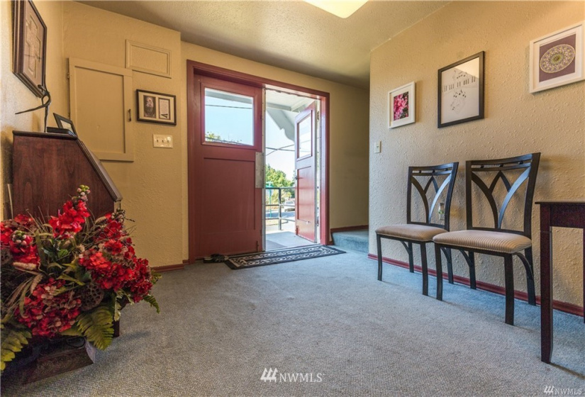 310 Gladstone, Bellingham, Washington 98225, ,Commercial Sale,For Sale,Gladstone,NWM1862084