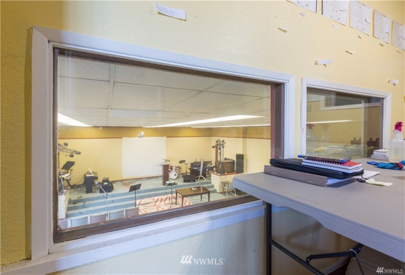 310 Gladstone, Bellingham, Washington 98225, ,Commercial Sale,For Sale,Gladstone,NWM1862084