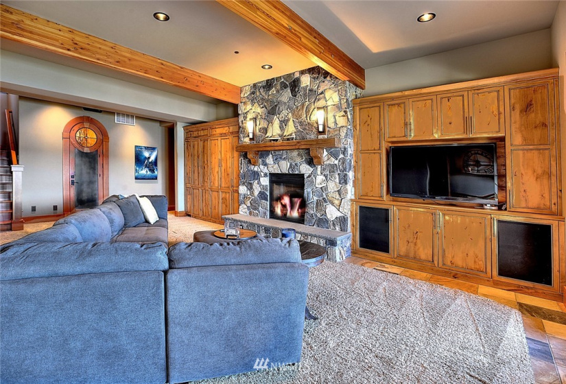 8406 Goodman, Gig Harbor, Washington 98332, 3 Bedrooms Bedrooms, ,Residential,For Sale,Goodman,NWM1840468
