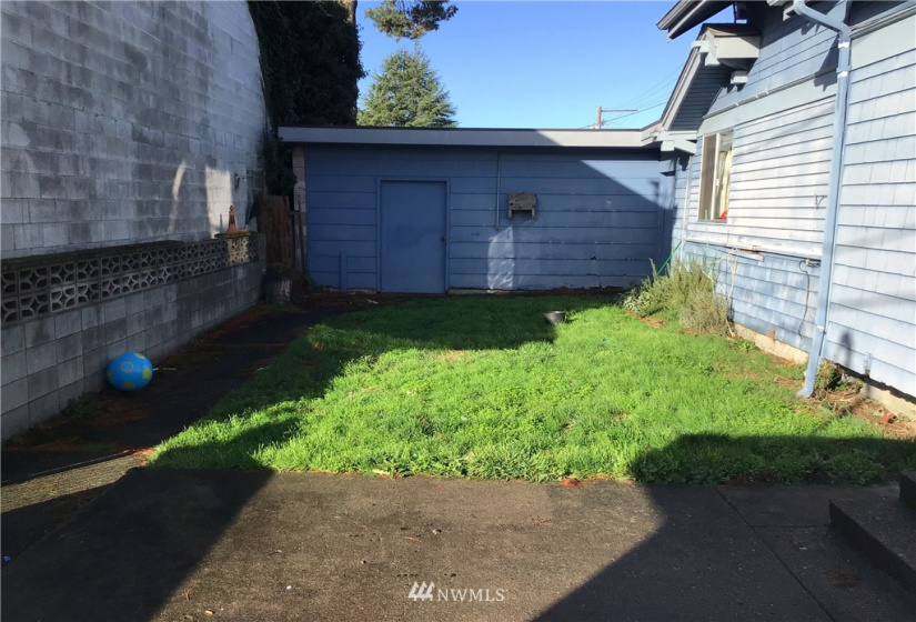 111 Oak, Centralia, Washington 98531, 4 Bedrooms Bedrooms, ,2 BathroomsBathrooms,Residential,For Sale,Oak,NWM1862248