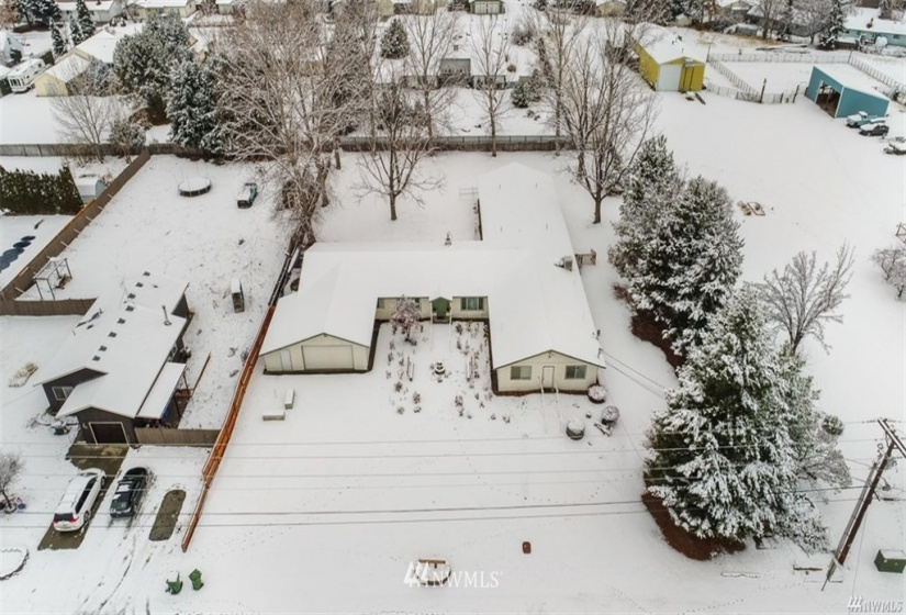 715 Locust, Omak, Washington 98841, ,Residential Income,For Sale,Locust,NWM1860933