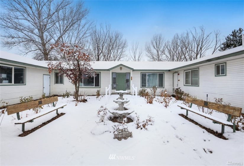 715 Locust, Omak, Washington 98841, ,Residential Income,For Sale,Locust,NWM1860933