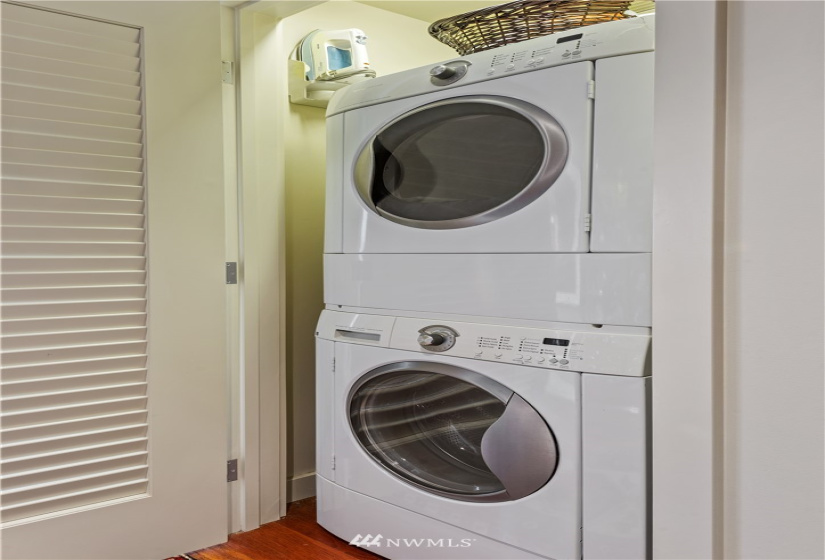 909 5th, Seattle, Washington 98164, 1 Bedroom Bedrooms, ,1 BathroomBathrooms,Residential Lease,For Rent,5th & Madison,5th,NWM1862322