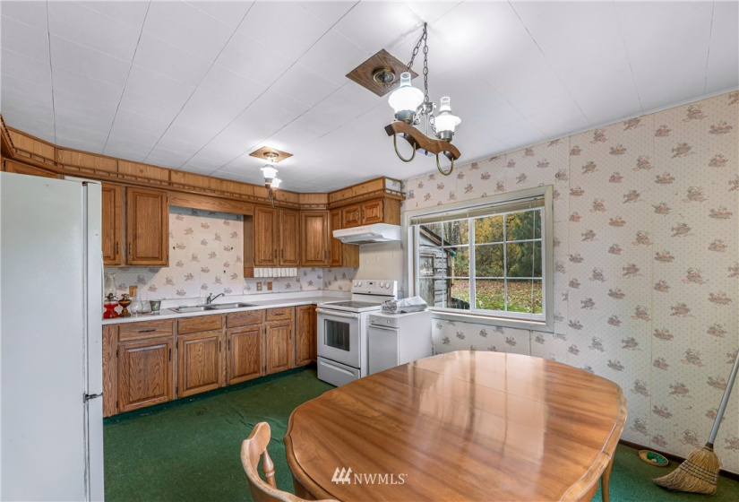 4086 Valley, Deming, Washington 98244, 3 Bedrooms Bedrooms, ,1 BathroomBathrooms,Residential,For Sale,Valley,NWM1862297
