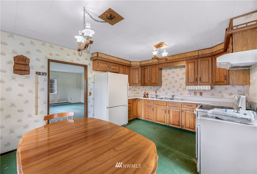 4086 Valley, Deming, Washington 98244, 3 Bedrooms Bedrooms, ,1 BathroomBathrooms,Residential,For Sale,Valley,NWM1862297