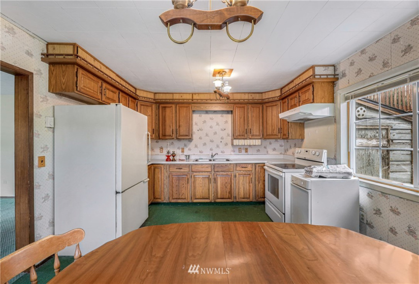 4086 Valley, Deming, Washington 98244, 3 Bedrooms Bedrooms, ,1 BathroomBathrooms,Residential,For Sale,Valley,NWM1862297