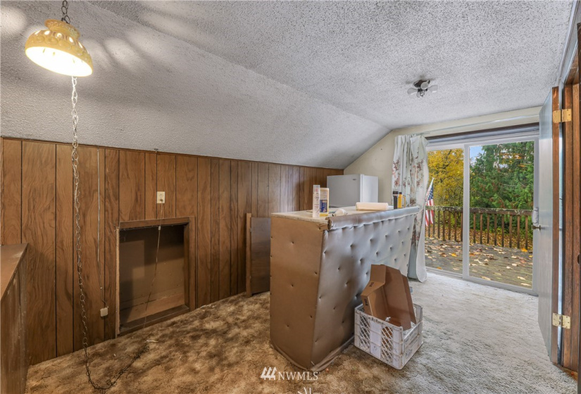 4086 Valley, Deming, Washington 98244, 3 Bedrooms Bedrooms, ,1 BathroomBathrooms,Residential,For Sale,Valley,NWM1862297