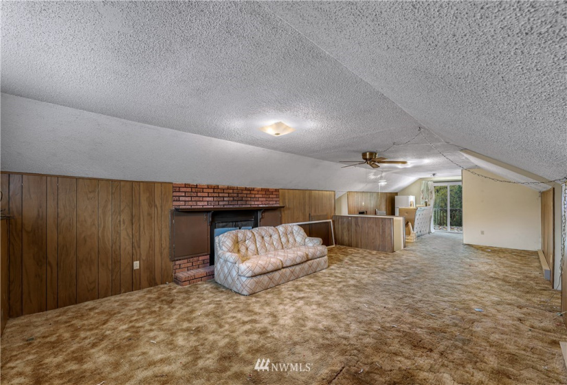 4086 Valley, Deming, Washington 98244, 3 Bedrooms Bedrooms, ,1 BathroomBathrooms,Residential,For Sale,Valley,NWM1862297