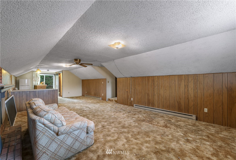 4086 Valley, Deming, Washington 98244, 3 Bedrooms Bedrooms, ,1 BathroomBathrooms,Residential,For Sale,Valley,NWM1862297