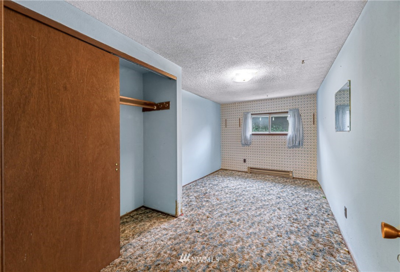 4086 Valley, Deming, Washington 98244, 3 Bedrooms Bedrooms, ,1 BathroomBathrooms,Residential,For Sale,Valley,NWM1862297