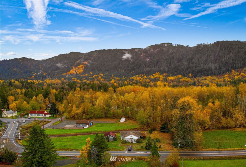 4086 Valley, Deming, Washington 98244, 3 Bedrooms Bedrooms, ,1 BathroomBathrooms,Residential,For Sale,Valley,NWM1862297