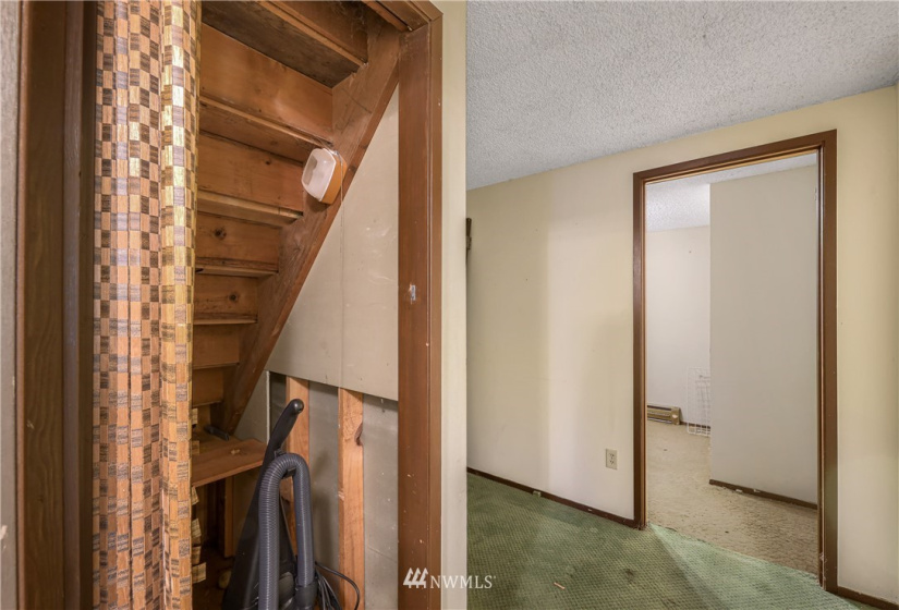 4086 Valley, Deming, Washington 98244, 3 Bedrooms Bedrooms, ,1 BathroomBathrooms,Residential,For Sale,Valley,NWM1862297