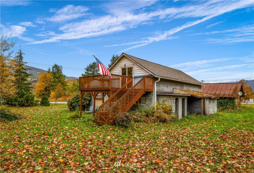 4086 Valley, Deming, Washington 98244, 3 Bedrooms Bedrooms, ,1 BathroomBathrooms,Residential,For Sale,Valley,NWM1862297