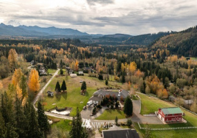 46825 290th, Enumclaw, Washington 98022, 5 Bedrooms Bedrooms, ,3 BathroomsBathrooms,Residential,For Sale,290th,NWM1861022