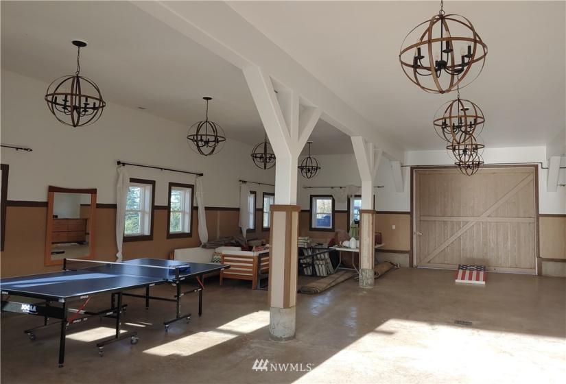 46825 290th, Enumclaw, Washington 98022, 5 Bedrooms Bedrooms, ,3 BathroomsBathrooms,Residential,For Sale,290th,NWM1861022