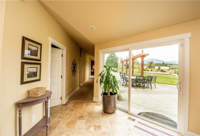 46825 290th, Enumclaw, Washington 98022, 5 Bedrooms Bedrooms, ,3 BathroomsBathrooms,Residential,For Sale,290th,NWM1861022