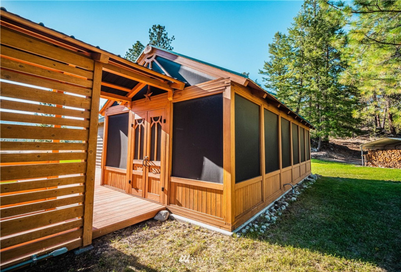 39 Cape LaBelle, Tonasket, Washington 98855, 3 Bedrooms Bedrooms, ,2 BathroomsBathrooms,Residential,For Sale,Cape LaBelle,NWM1860779