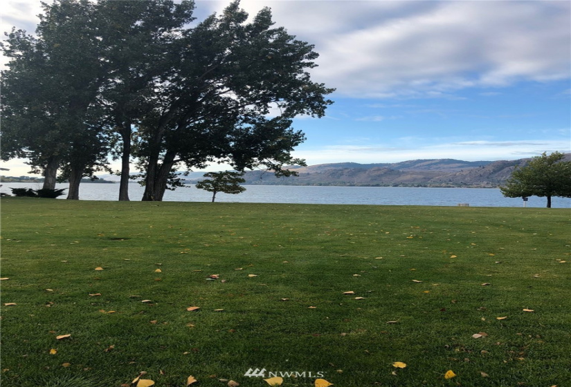 101 Veranda, Oroville, Washington 98844, ,Land,For Sale,Veranda Beach Planned Development,Veranda,NWM1863013