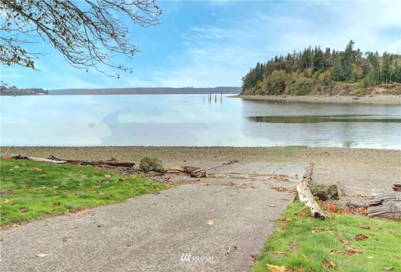 8222 178th, Longbranch, Washington 98351, 2 Bedrooms Bedrooms, ,1 BathroomBathrooms,Residential,For Sale,178th,NWM1863020