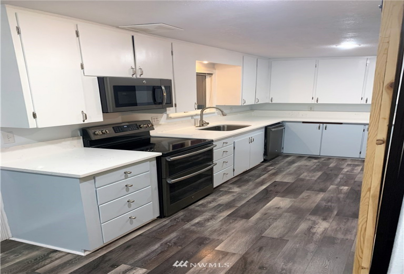 2041 Crestmont, Moses Lake, Washington 98837, 4 Bedrooms Bedrooms, ,1 BathroomBathrooms,Residential,For Sale,Montlake Add #1,Crestmont,NWM1862904