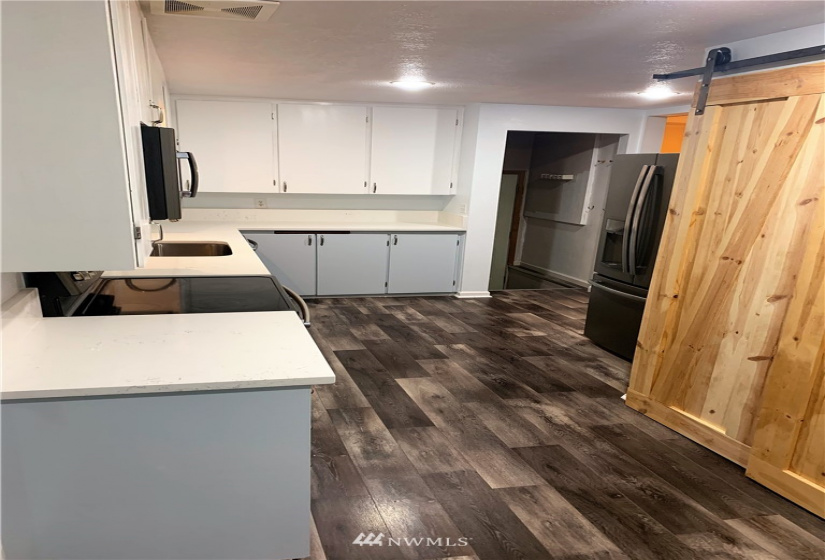 2041 Crestmont, Moses Lake, Washington 98837, 4 Bedrooms Bedrooms, ,1 BathroomBathrooms,Residential,For Sale,Montlake Add #1,Crestmont,NWM1862904