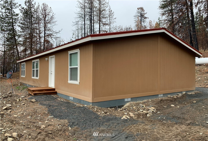 3077 Hall Creek, Inchelium, Washington 99138, 3 Bedrooms Bedrooms, ,Residential,For Sale,Hall Creek,NWM1863514